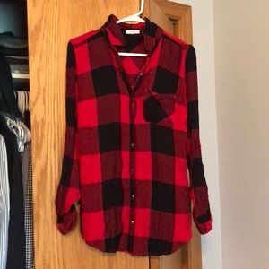 Maurices red and black plaid long sleeve shirt